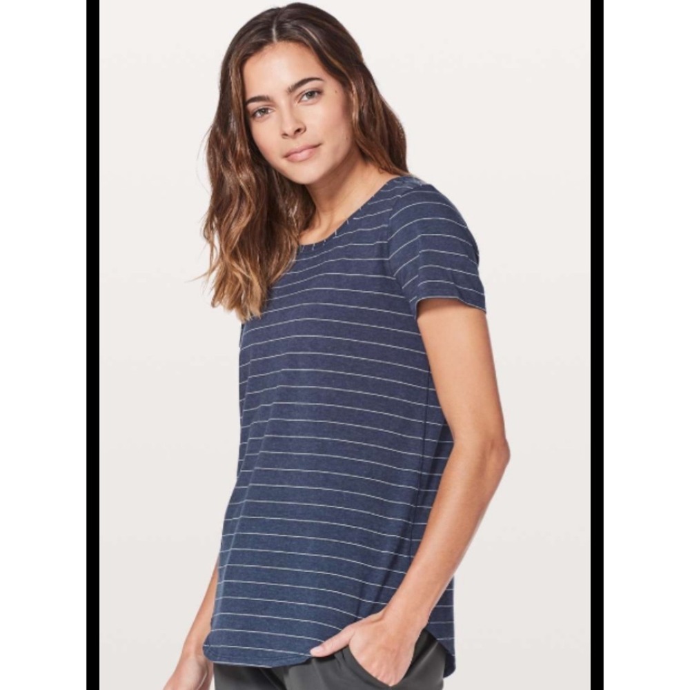 Lululemon Athletica Love Crew III Navy Blue Striped Short Sleeve Tee